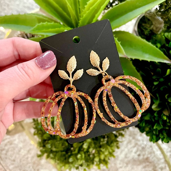 Acrylic Pumpkin and Leaf Earrings - Picture 9 of 9